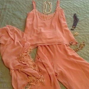 R&M Richards pantsuit w/shawl